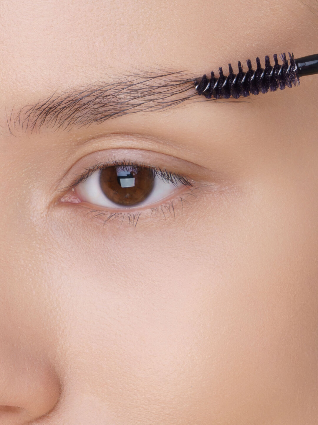 Гель для бровей LUXVISAGE Brow Super Fix, 12 часов фиксации, бесцветный — фото 1