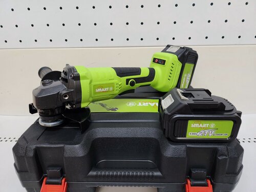 Изображение товара Аккумуляторная бесщеточная ушм Smart, 125мм 21В, 4Ач, черный кейс