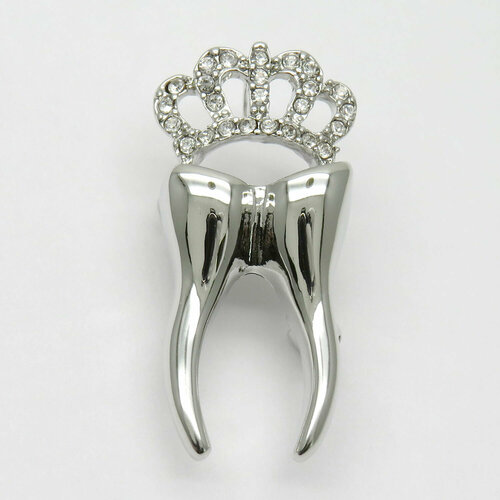 Брошь Blucome, стразы, серебряный