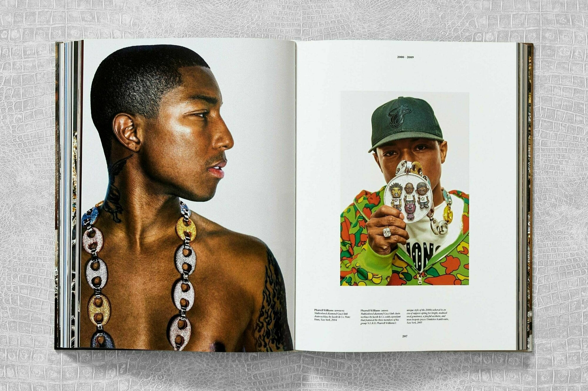 Vikki Tobak. Ice Cold. A Hip-Hop Jewelry History XL - фото №13