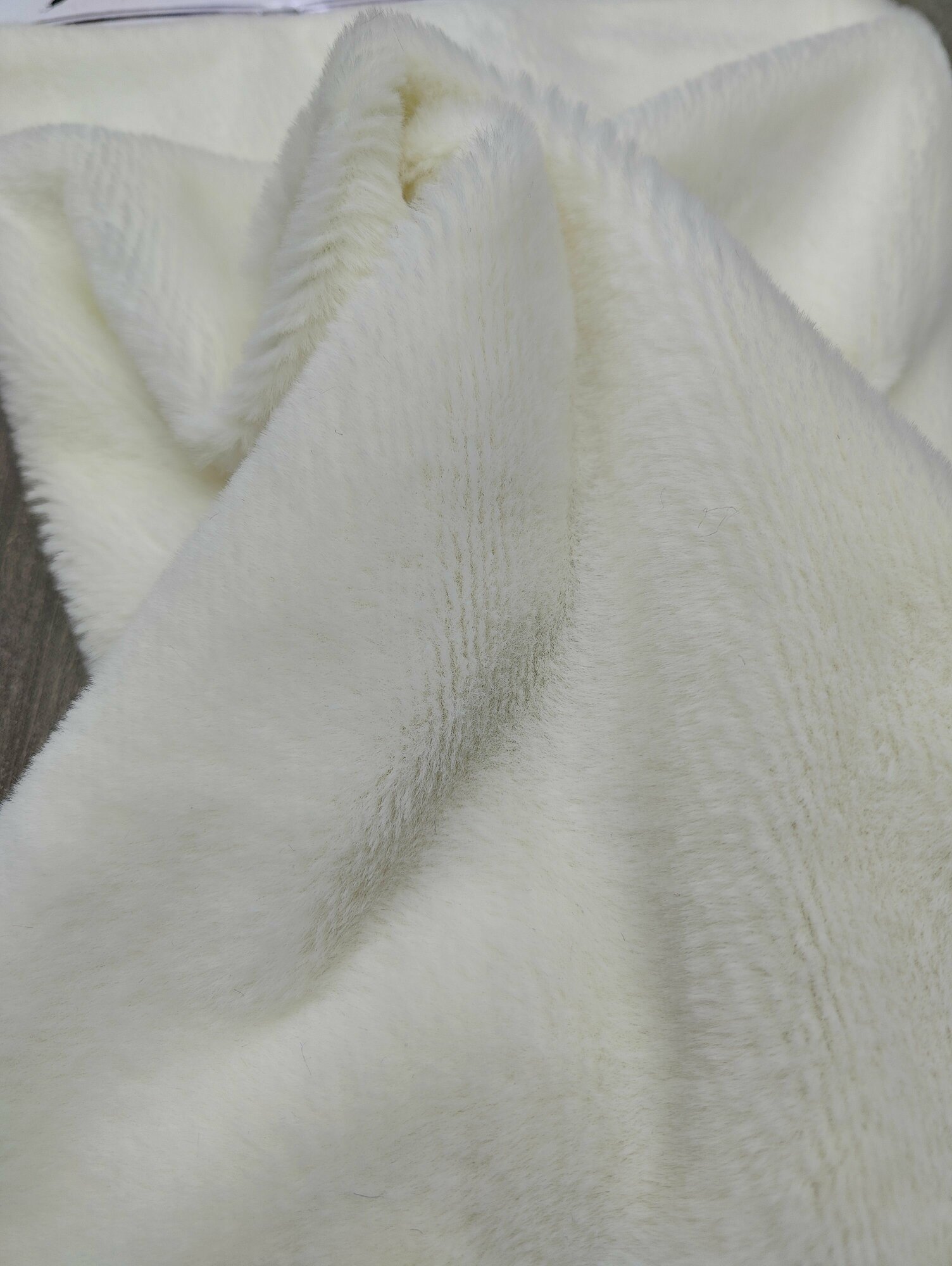 Ткань для шитья Мех кролика (искусственный) 1 метр * 1,5 метра( ширина)