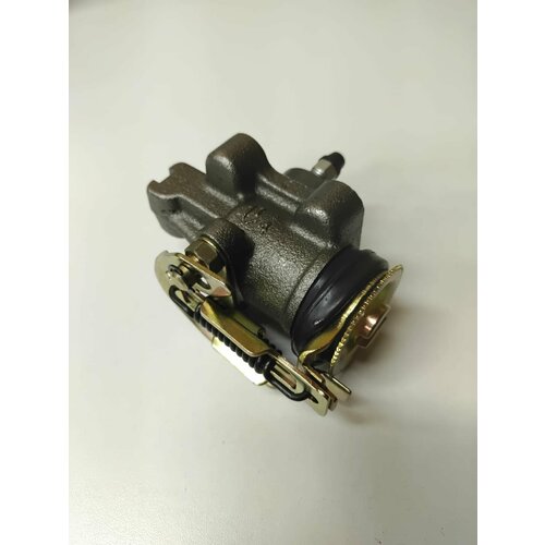 Рабочий тормозной цилиндр Mitsubishi Canter (RHD) Front R (СП)