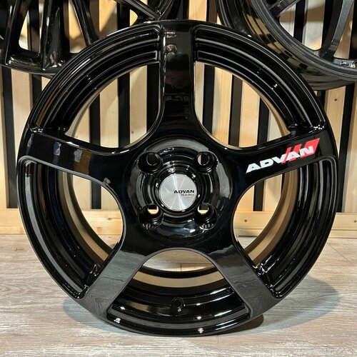 Литые диски Advan Racing 15*6j 4*100 et45