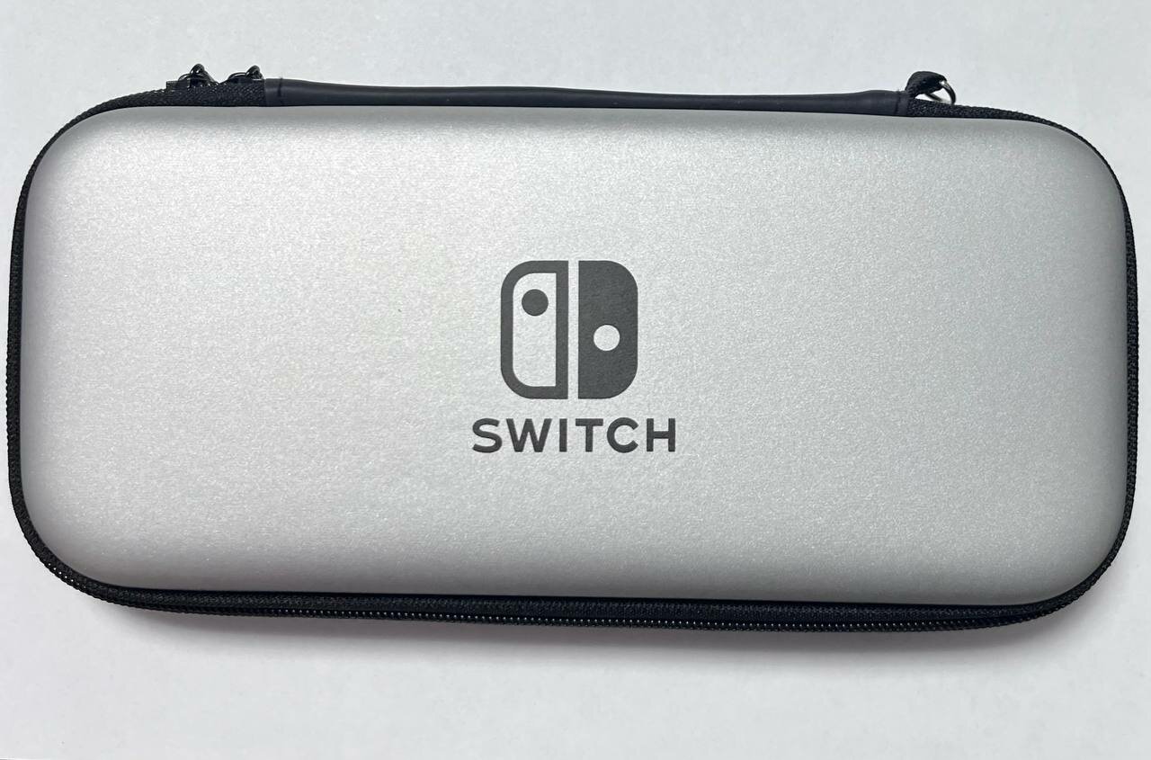 Чехол для Nintendo Switch, серебристый (с ремешком)