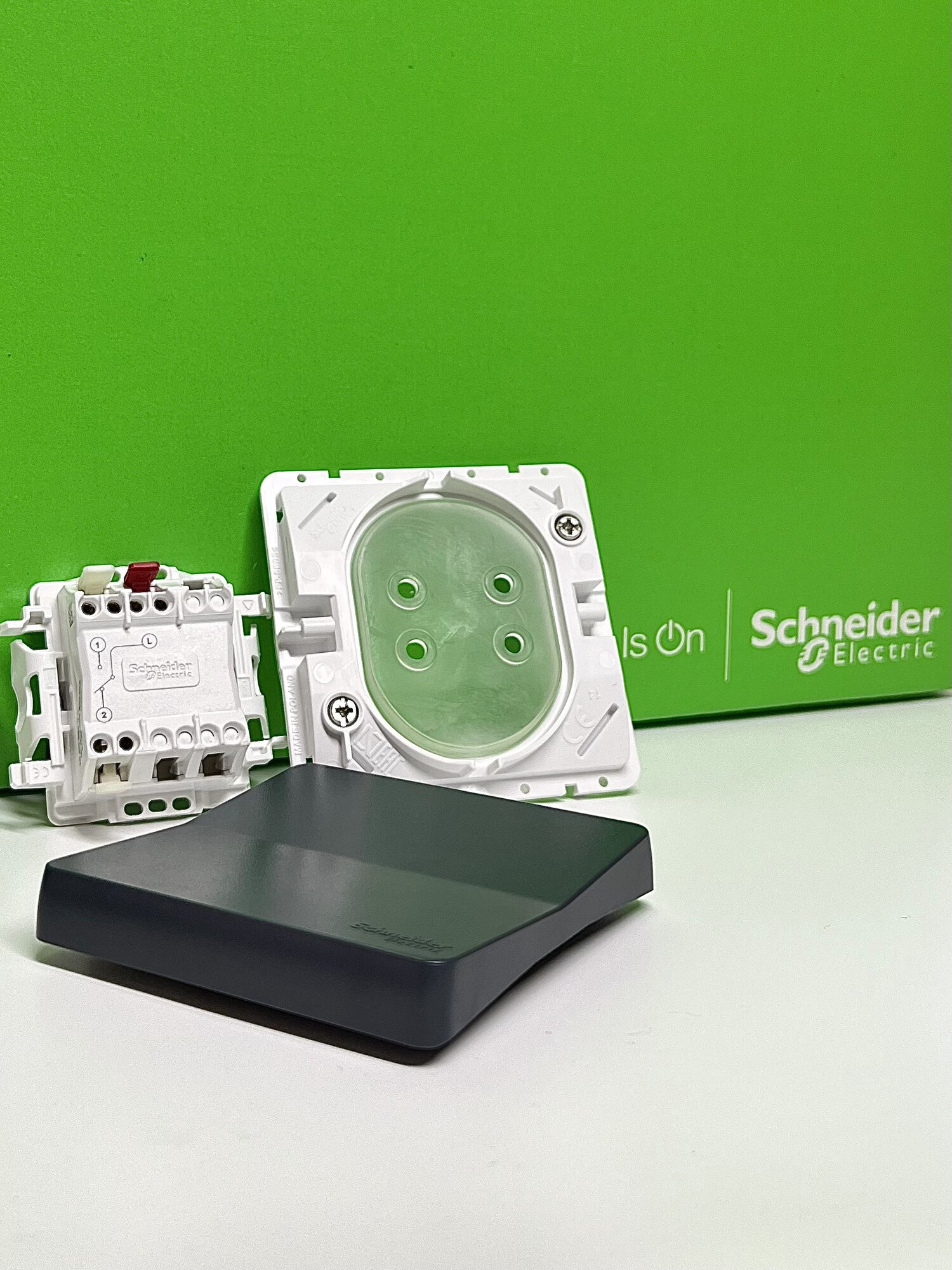 Одноклавишный переключатель Schneider Electric MUR37021 Mureva Styl 10 А