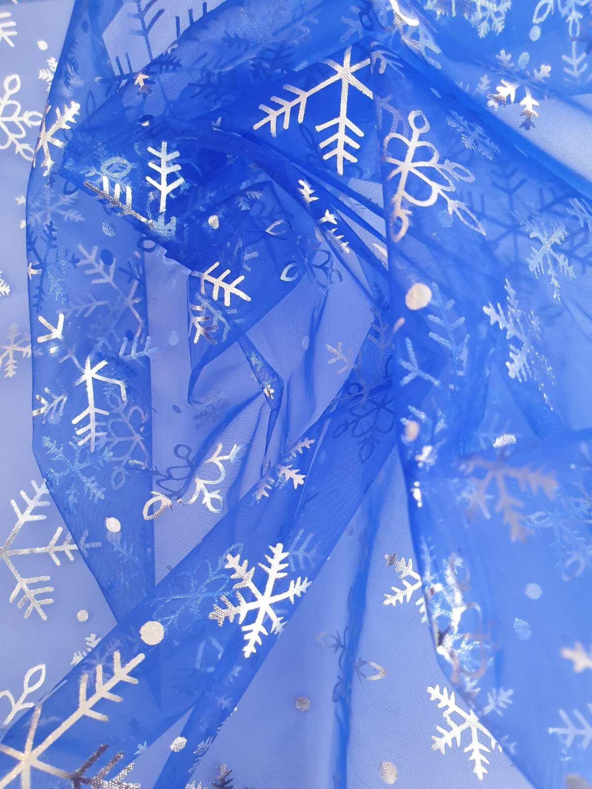 "Снежинка" - синяя органза для новогодней атмосферы