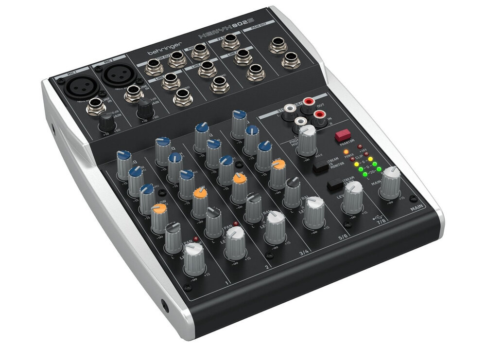 Микшерный пульт Behringer Xenyx 802S