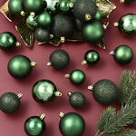 Kaemingk/Winter Deco Набор пластиковых шаров Luminous - Зеленый Бархат, 4-6 см, 30 шт 9022992 - изображение
