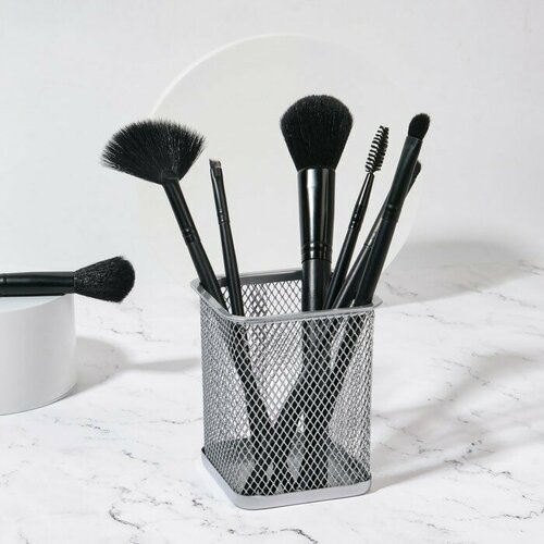 Подставка для хранения маникюрныхкосметических принадлежностей 95 х 8 см цвет серебристый 225₽