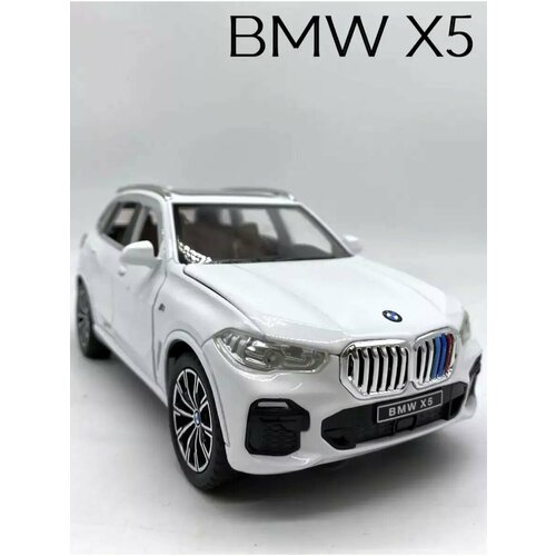 Коллекционная масштабная модель BMW X5(M5) 1:24 (металл, свет, звук)