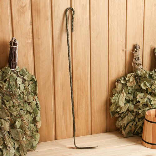 Кочерга металлическая золотистая длина 66 см 490₽