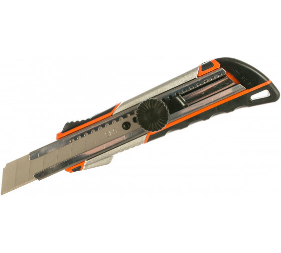 Строительный нож 18 мм в металлическом корпусе с винтовым фиксатором Gigant GWK 628