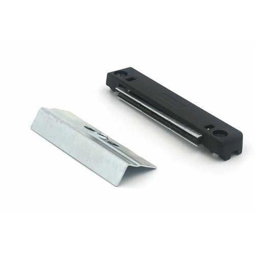 Балконная магнитная универсальная защёлка Дверной Страж 13 мм, черная ДС42636