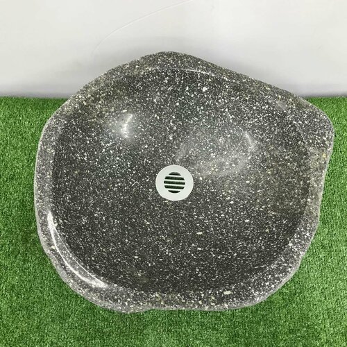 Раковина из натурального речного камня, 43x38x12 см.