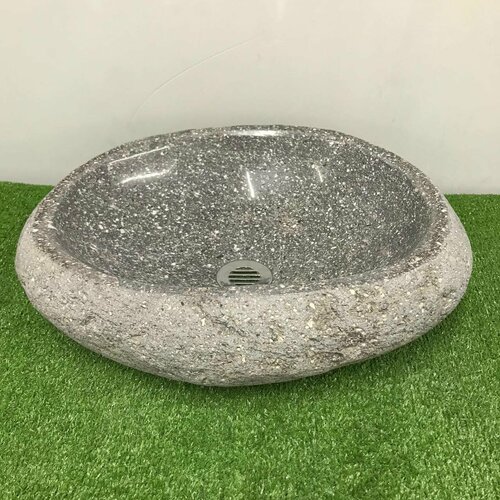 Раковина из речного камня 45х39х12см.
