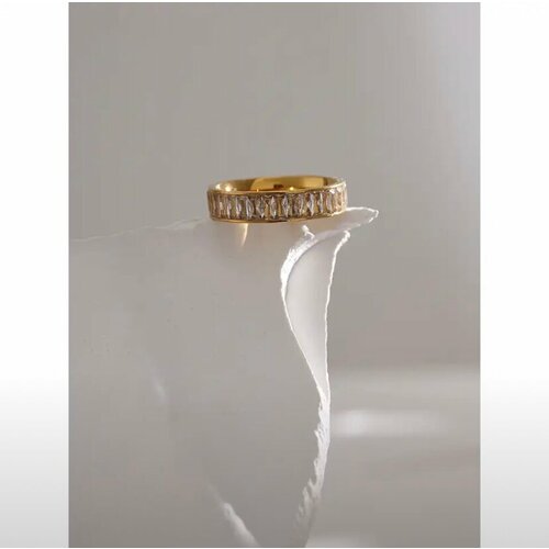 фото Кольцо, циркон, размер 16, белый, золотой sorona jewelry