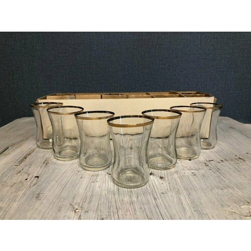 Набор винтажных стопок (рюмок) времён СССР, 12 шт, стекло, позолота, высота-6,5см