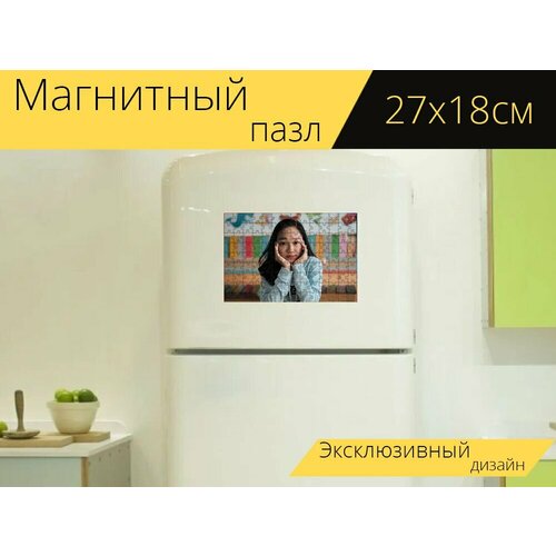 Магнитный пазл Женщина, модель, лицо на холодильник 27 x 18 см.