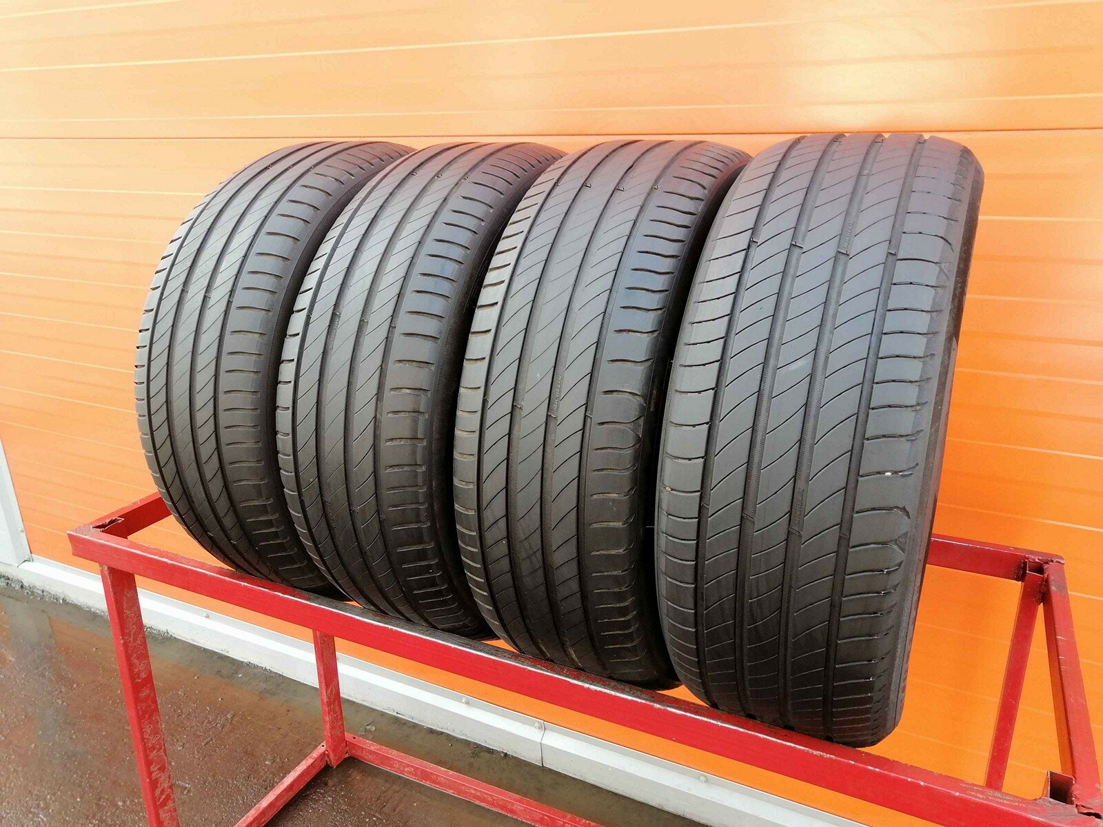 Комплект шин Б/У 205/55 R16 Michelin Primacy 4
