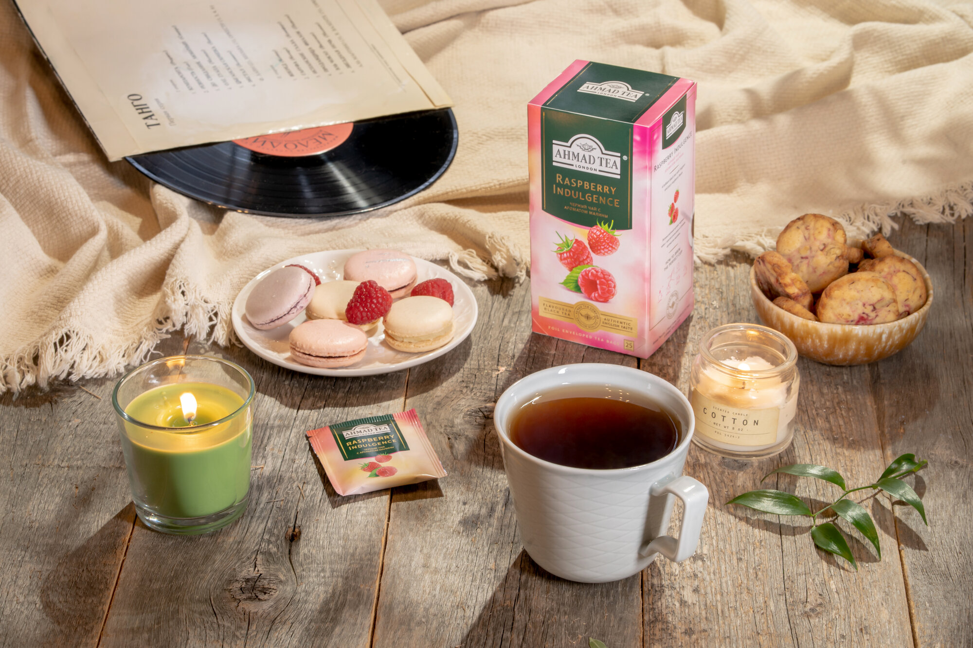 Чай черный Ahmad Tea Малиновое лакомство, 25x1,5 г - фото №4