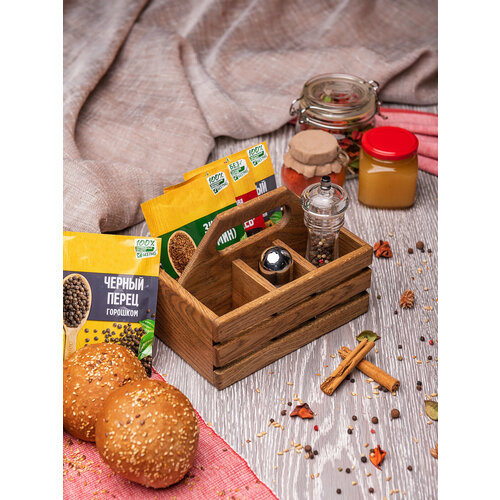 Домик с рейками орех