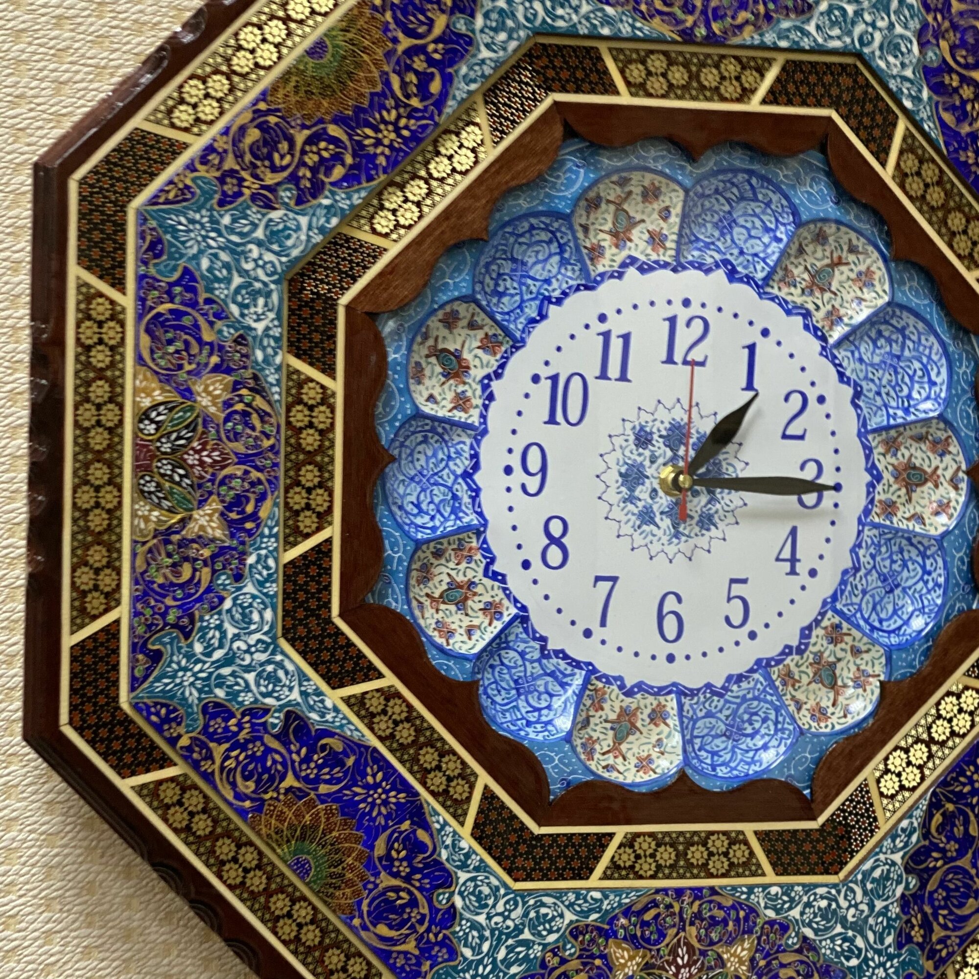 Часы Персидский базар "Иран", настенные, дерево, диаметр 55см, ручная работа — фото 1