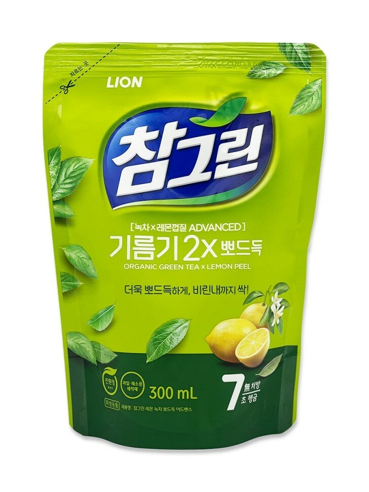 Lion Средство для мытья посуды, овощей и фруктов Зеленый чай Chamgreen Green Tea Refill 300 мл. Ю. Корея, оригинал