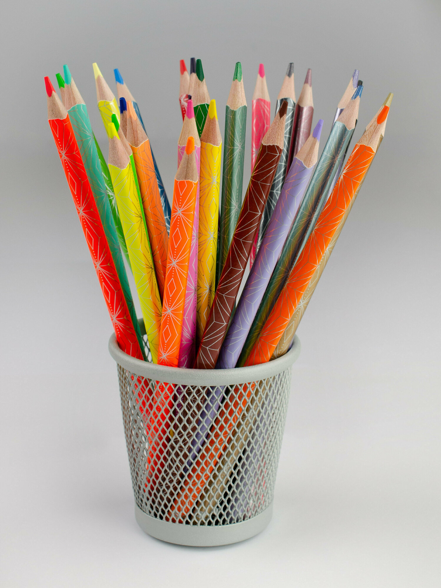 Трехгранные цветные карандаши Kores - фото №5