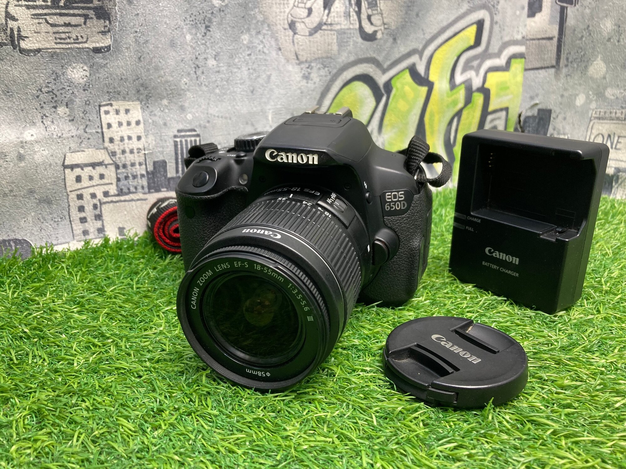 Canon EOS 650D Kit 18-55mm 130.000 кадров