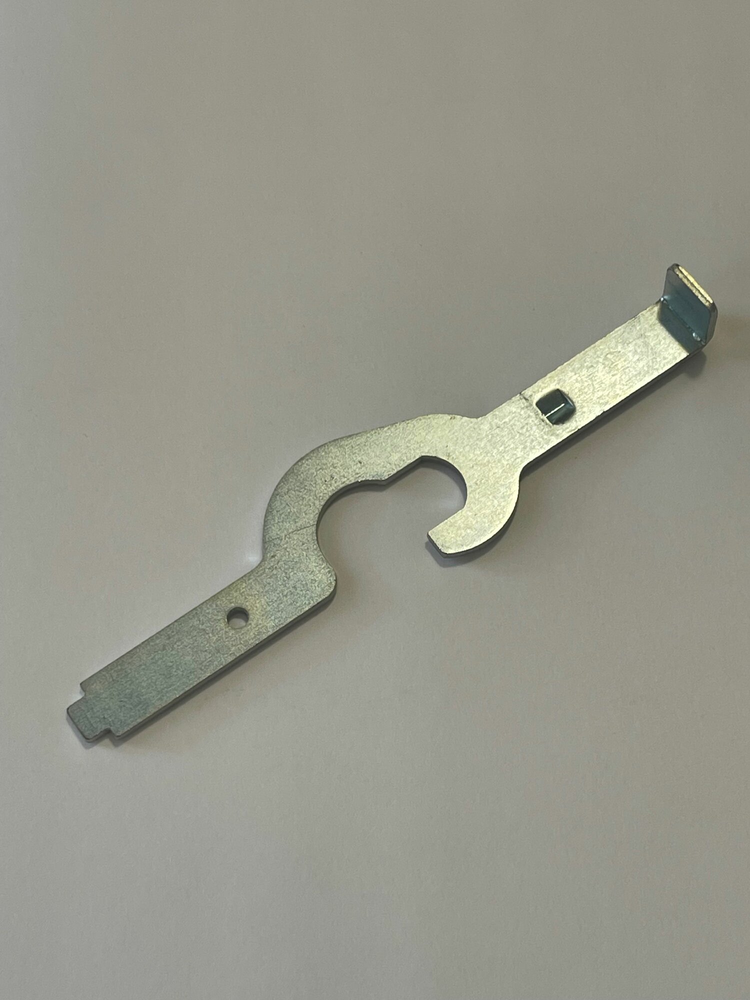 фото Стопорная ручка (Стопор) подходит для торцевых пил Makita (Макита) LS1030/LS1040. Артикул 343641-2