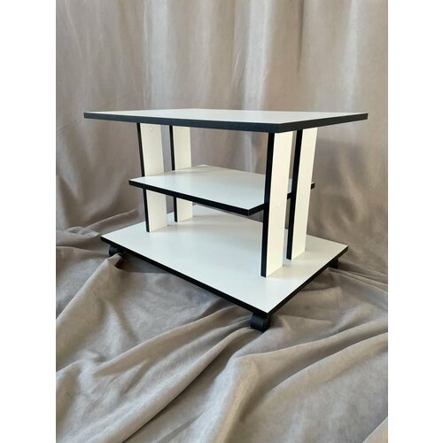 Стол журнальный на колесах Толиман Лайт от VESTARO белый 2100₽