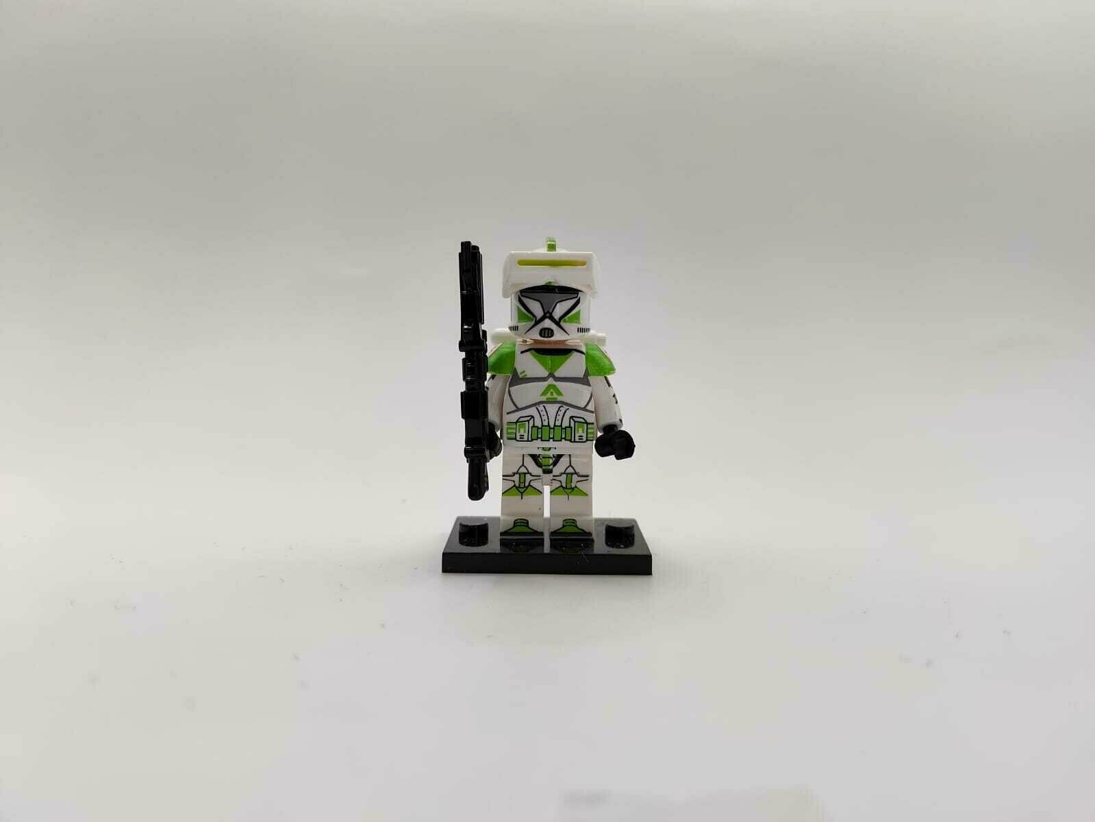Минифигурка "Медик 698 ударного батальона", фигурка серии "Клоны" Star Wars, совместима с конструкторами Lego