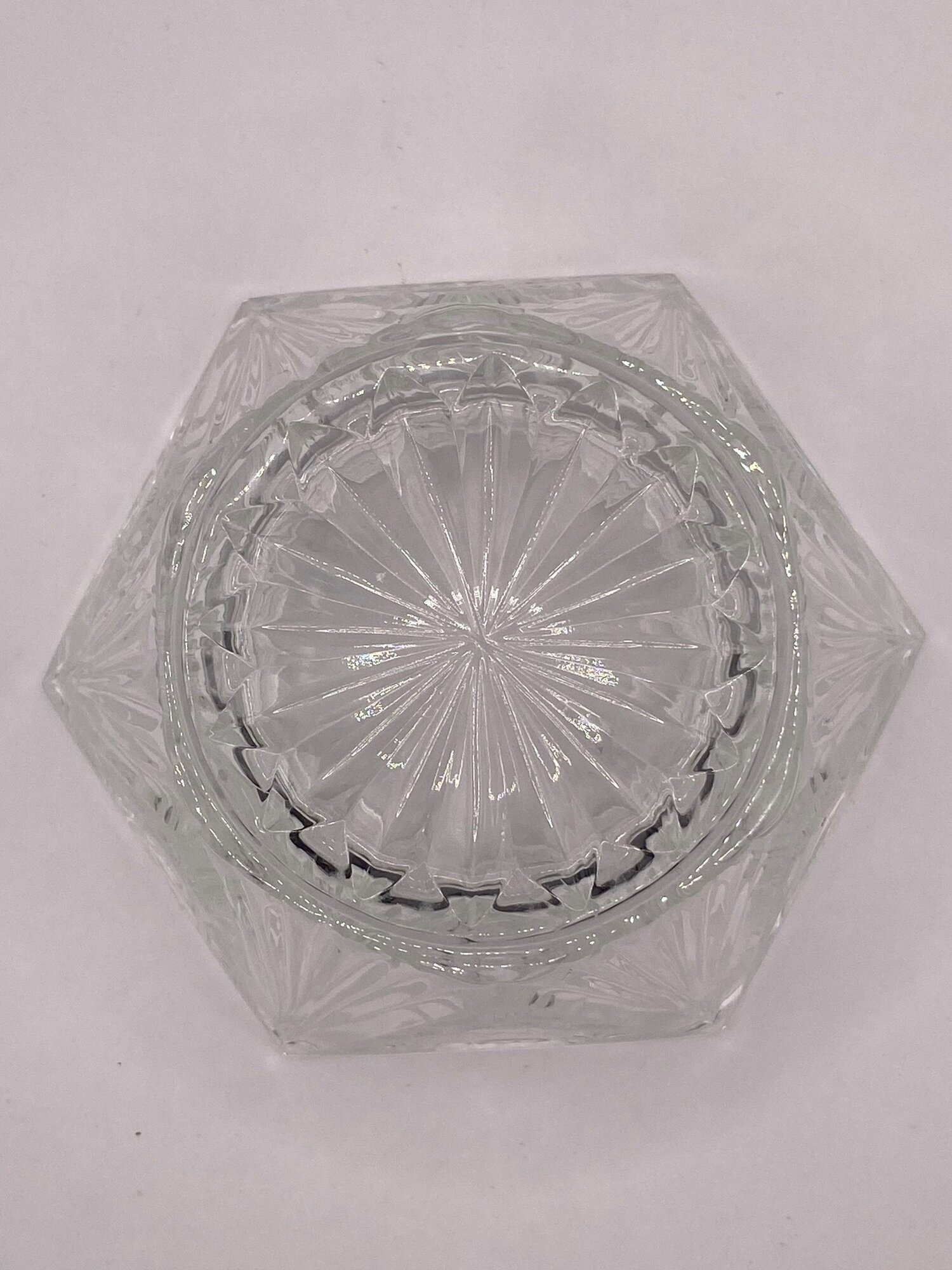 Конфетница "Тюльпан" Хрусталь. СССР. Диаметр: 15 см. Высота: 9 см. — фото 1