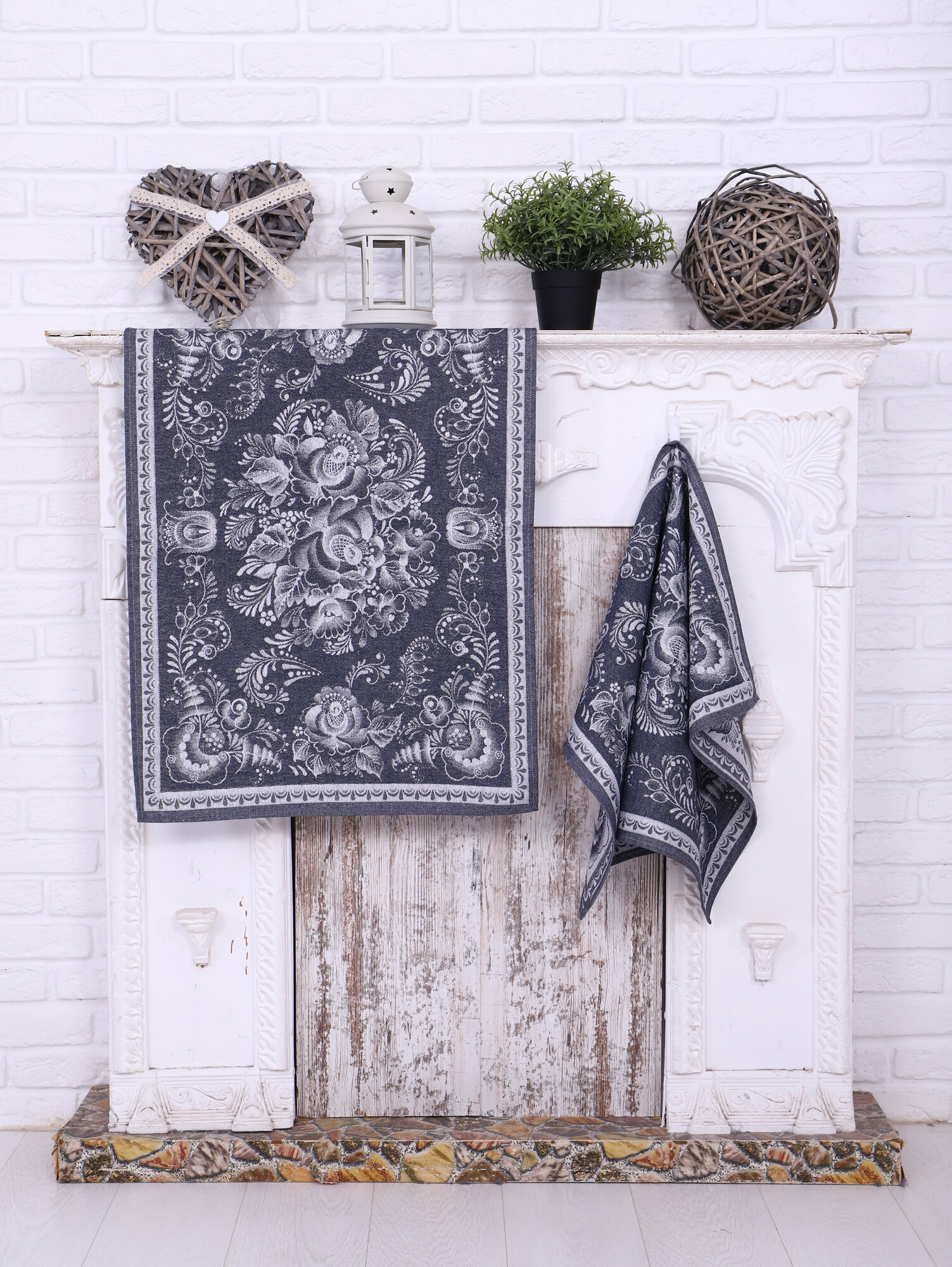 фото "Яковлевский лён" - жаккардовое полотенце "Гжель", черный, 50х70