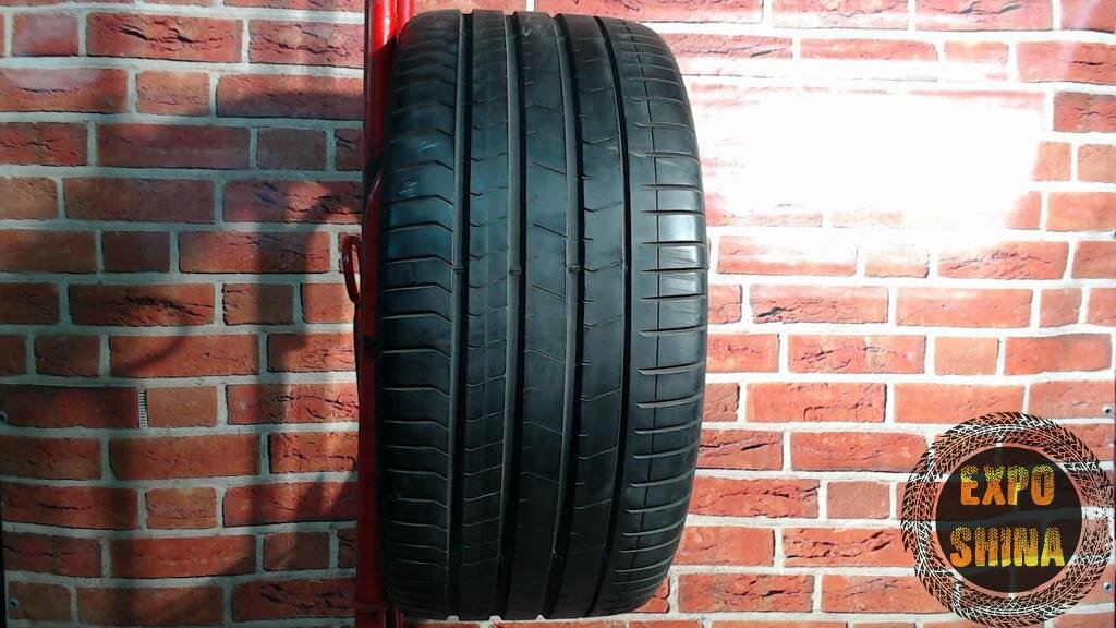 Pirelli P Zero PZ4 315/30 R22 107Y