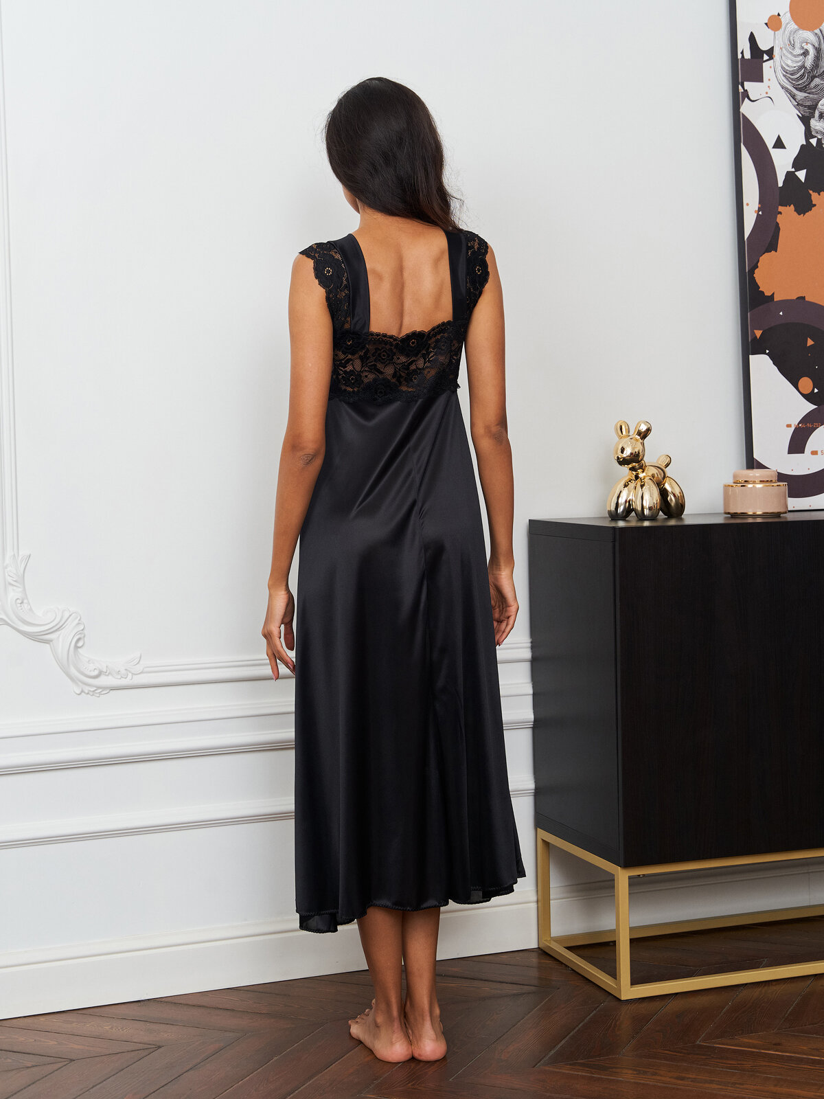 Сорочка ночная шелковая ночнушка пеньюар Belweiss черная, 44 - фотография № 3