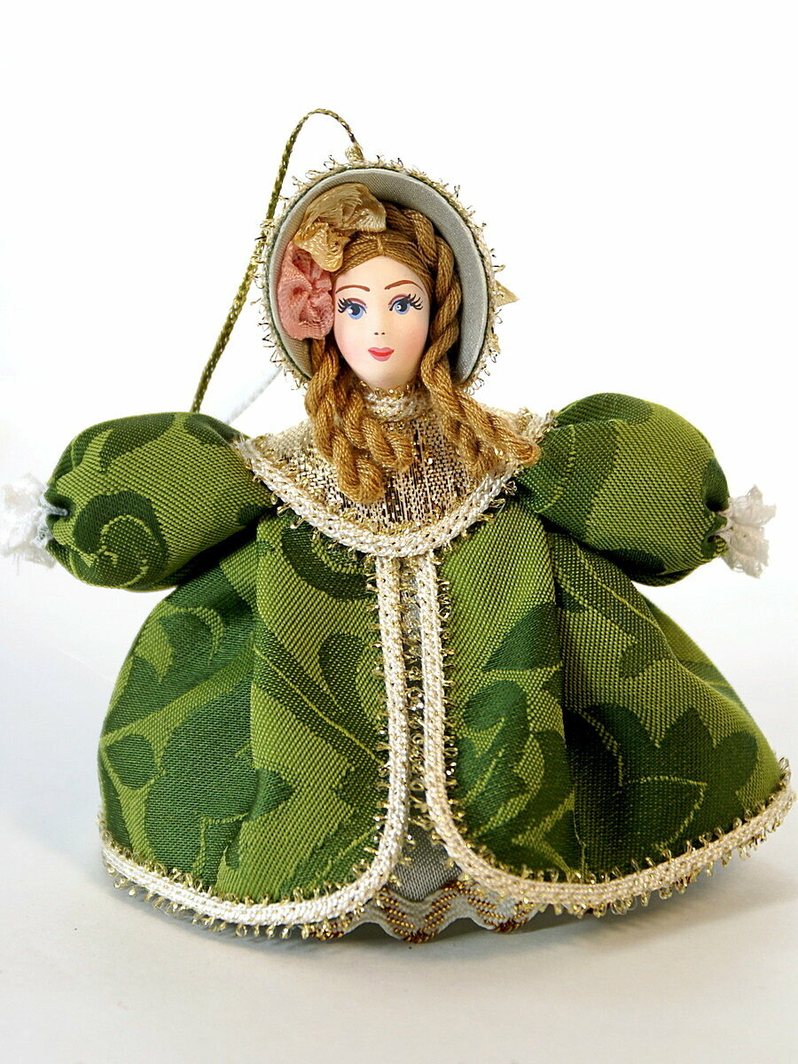 Кукла-подвеска Барышня в зимней одежде.