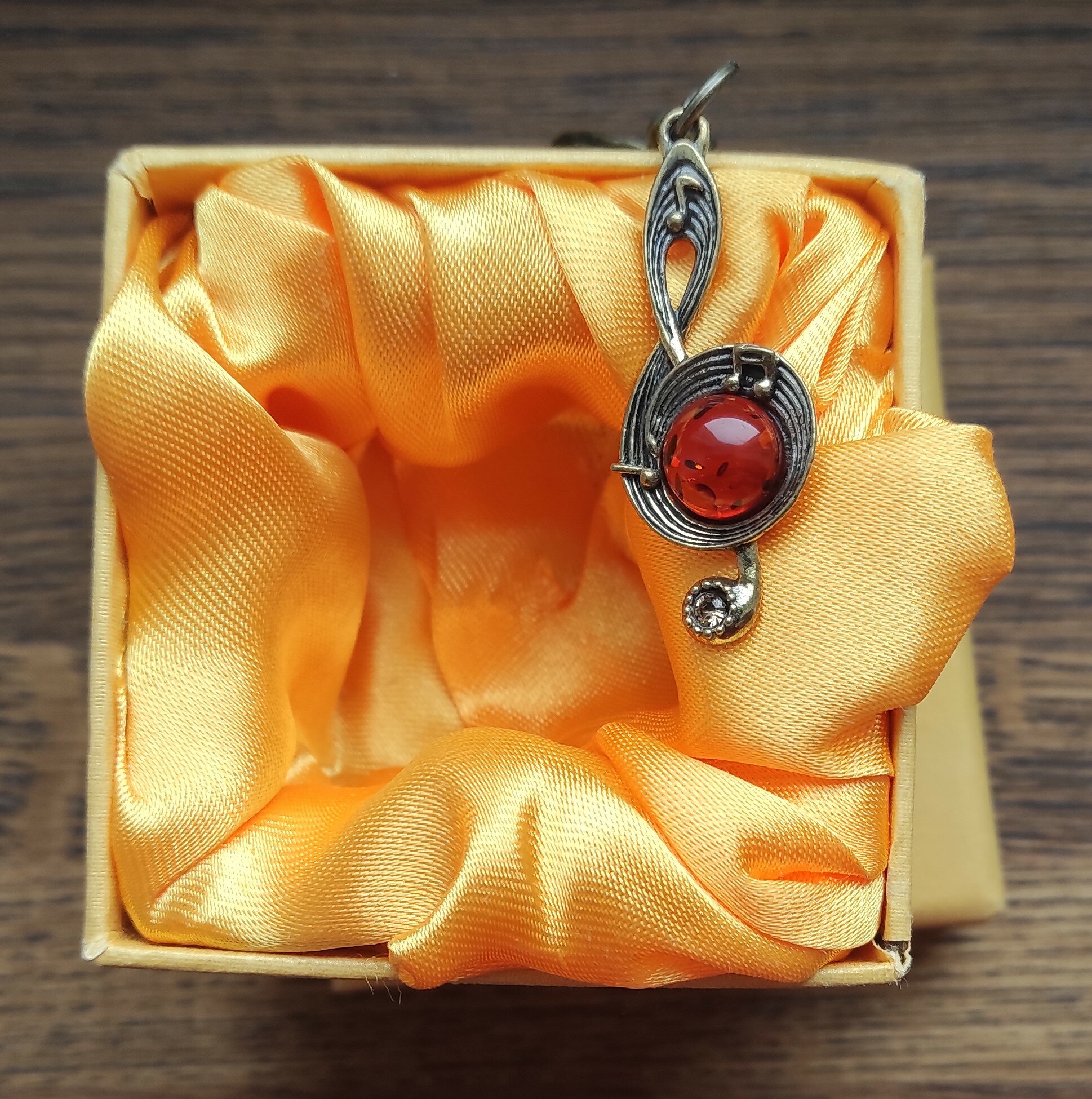 Брелок, красный — фото 1