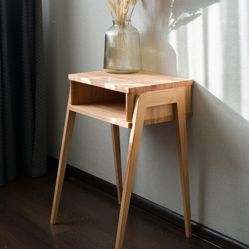 Тумба интерьерная для гостиной спальни прикроватная или коридора Натуральное дерево-бук Размер 30х40х50 см 14500₽