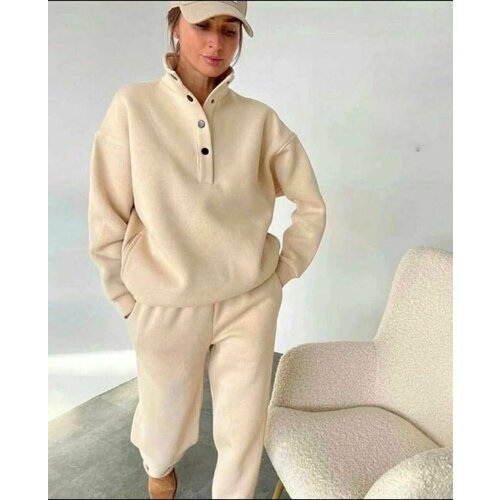 фото Костюм, размер 48, бежевый нет бренда