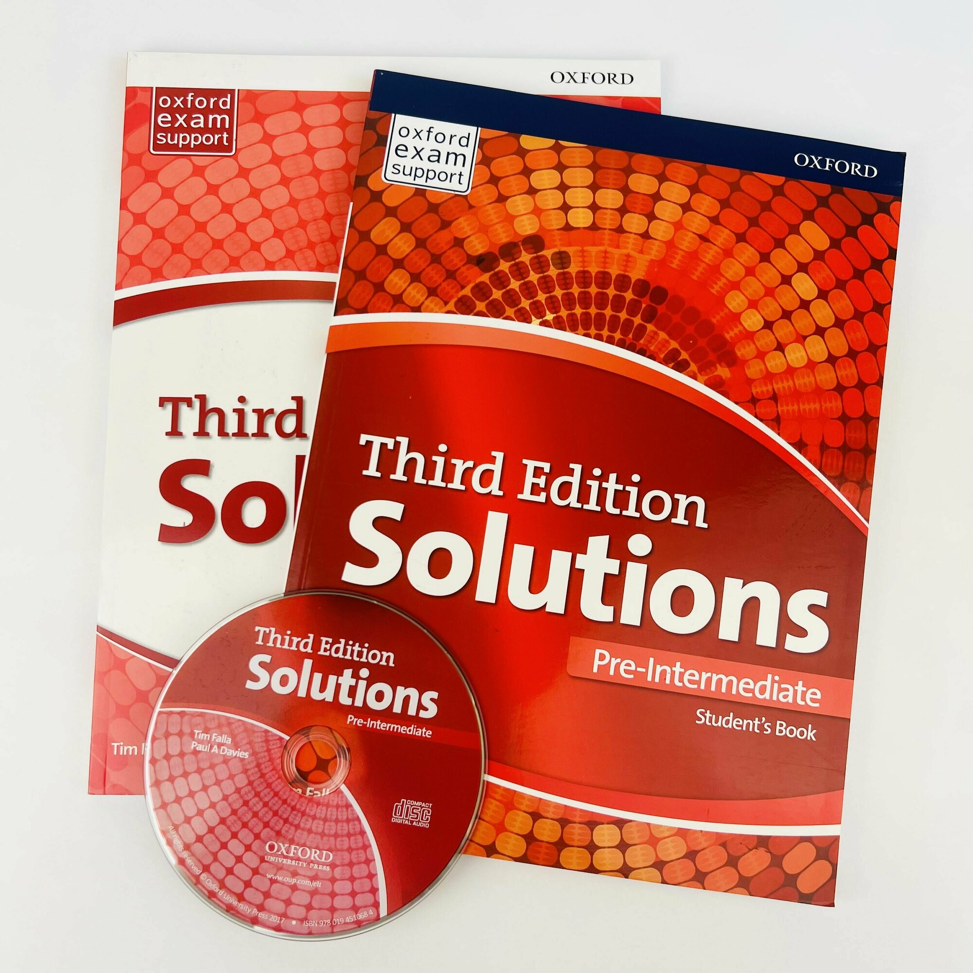 Solutions pre intermediate third Edition полный комплект: Student's Book + Workbook + Диск