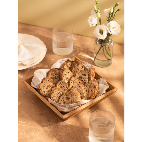 Конфетница из дуба в натуральном цвете 2881₽