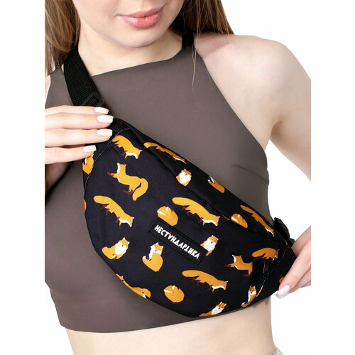 фото Сумка поясная нестандартика, фактура гладкая, черный