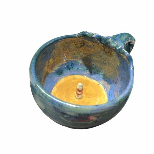 Кружка ручной работы «Кит» с маяком внутри