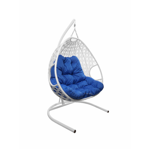 Подвесное кресло M-group для двоих люкс с ротангом белое синяя подушка