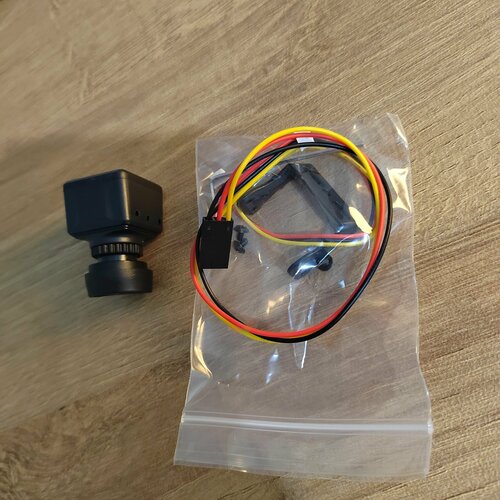 Мини FPV камера CMOS 1200TVL 25 мм широкий угол с креплением 270000₽