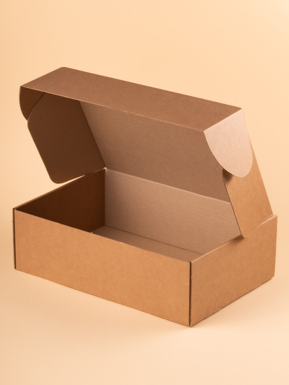 Коробка подарочная для упаковки подарка, бежевая, 32х22х10 см — фото 1