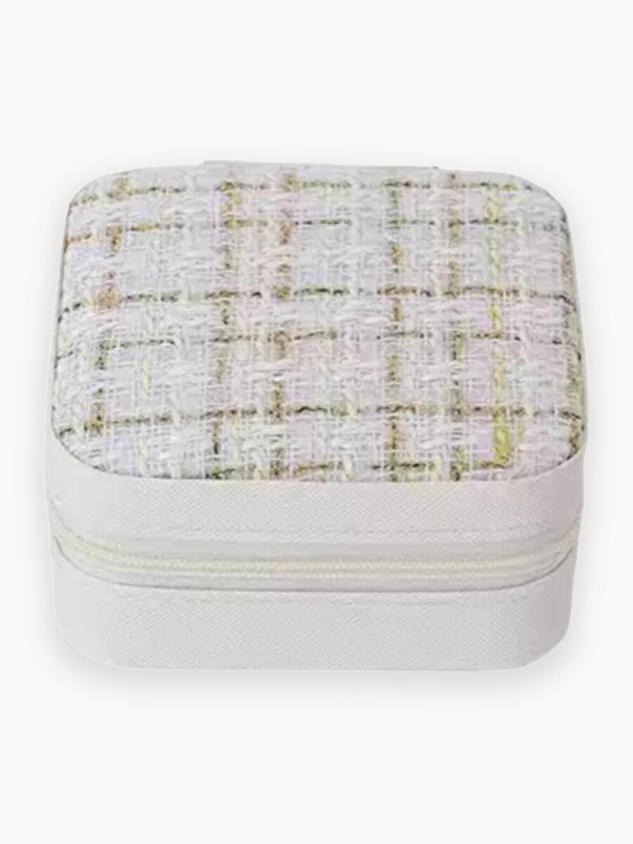 Швейный набор шкатулка на молнии (белый)