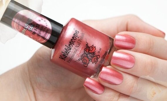 фото EL Corazon серия Kaleidoscope Лак для ногтей зеркальный №f-13 15 мл