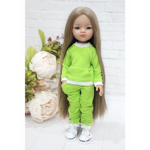 Комплект одежды и обуви для кукол Paola Reina 32 см (костюм и кеды), салатовый, белый кукла paola reina 32 см кэрол шатенка с длинными волосами